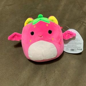 Gwendolyn the Strawberry Bat Squishmallow 5”
